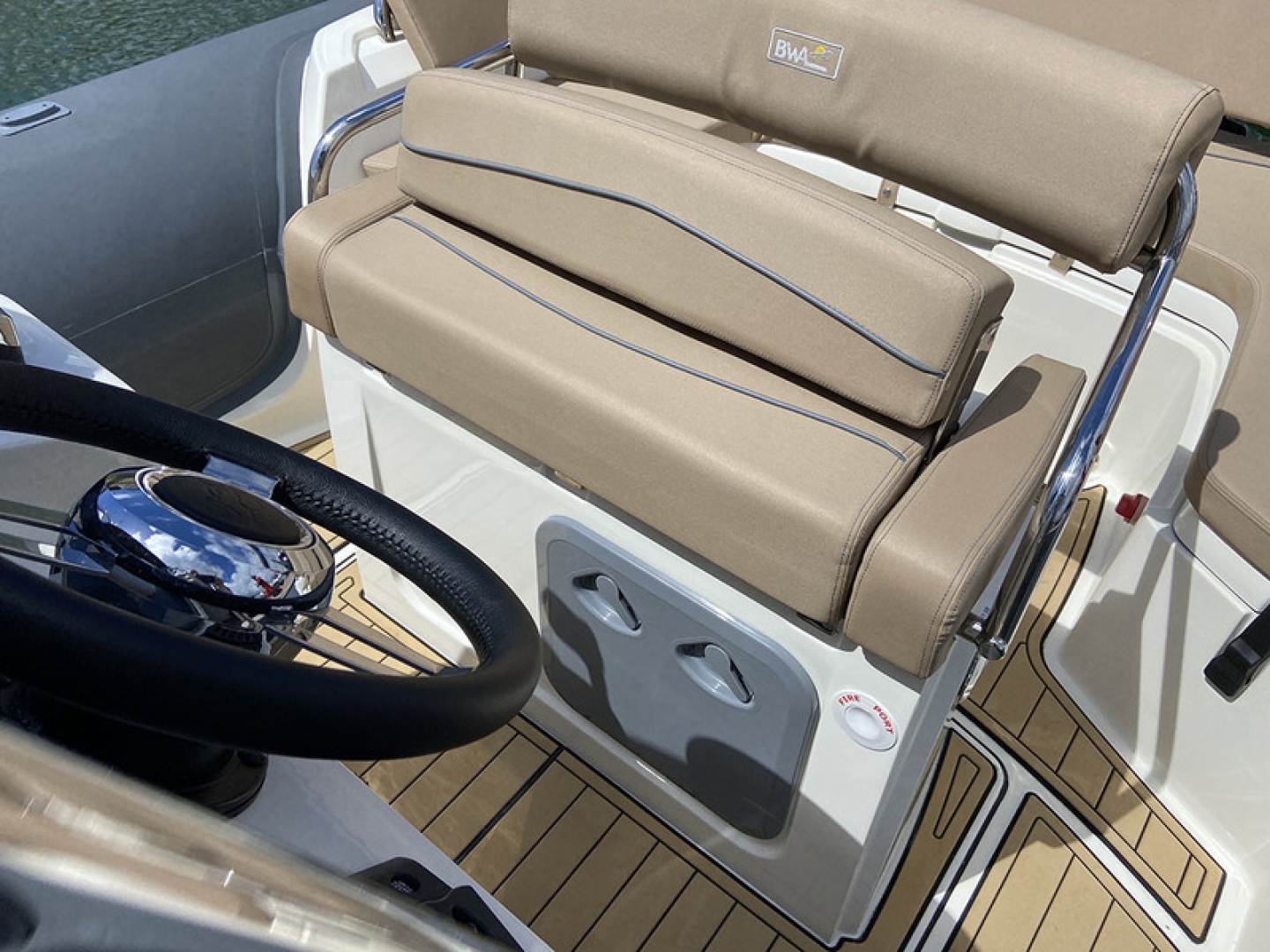 Picture 11 of announcement 6689