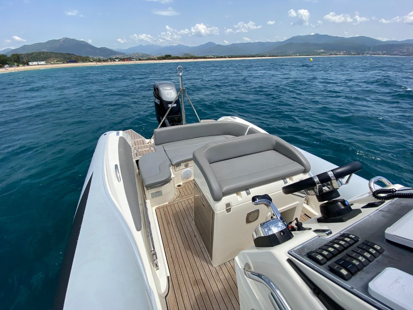 Picture 10 of announcement 8108