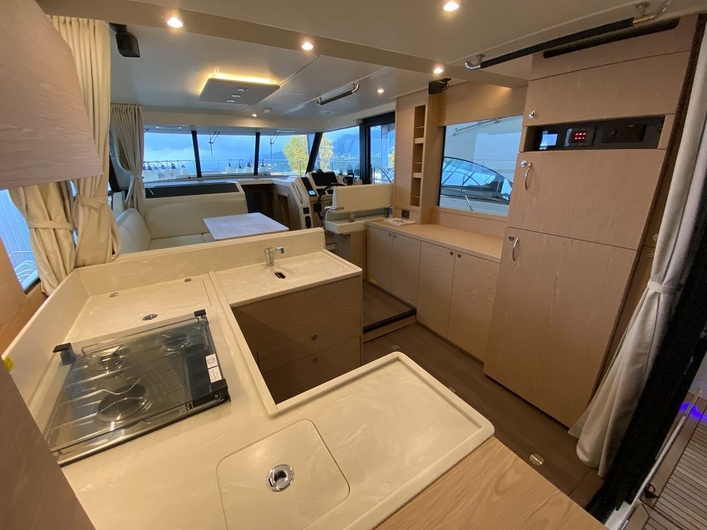 Picture 10 of announcement 8146