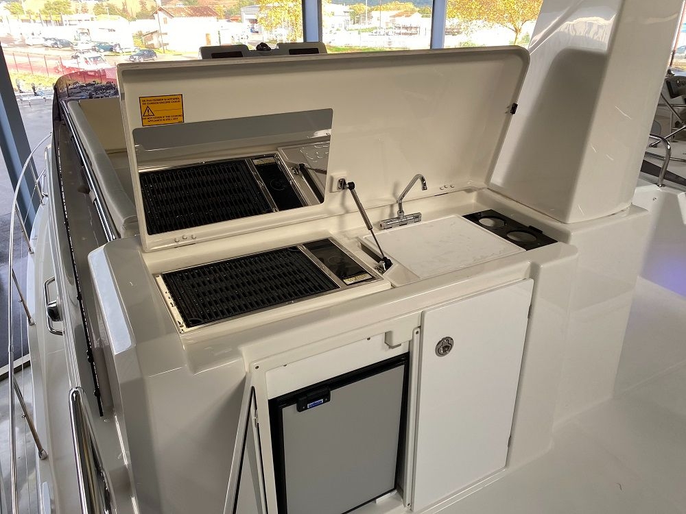 Picture 29 of announcement 8153