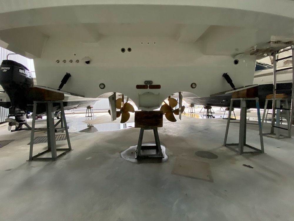 Picture 33 of announcement 8157