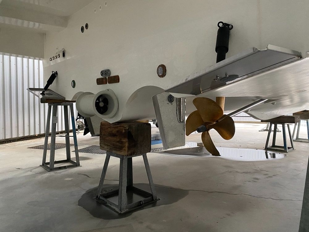 Picture 34 of announcement 8158