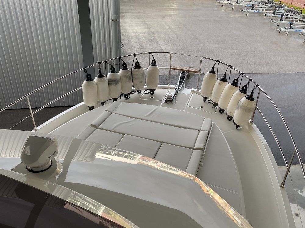 Picture 42 of announcement 8166