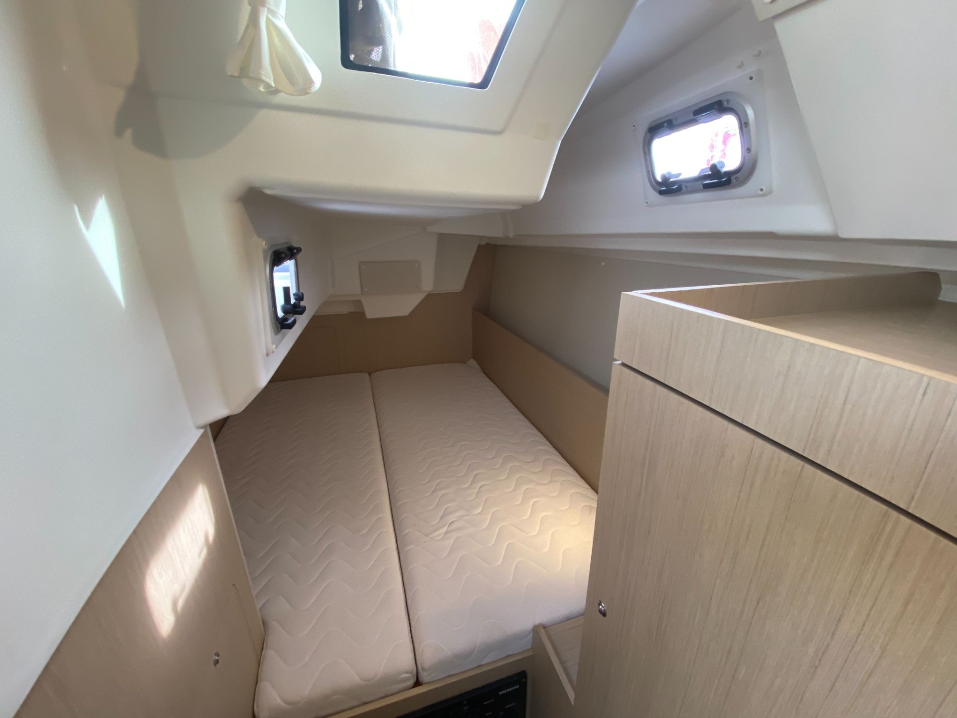 Picture 5 of announcement 8206