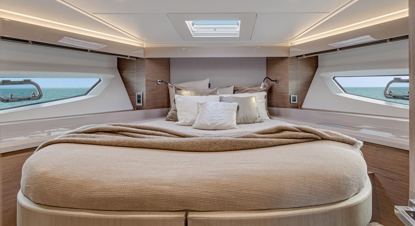 Picture 6 of announcement 8213