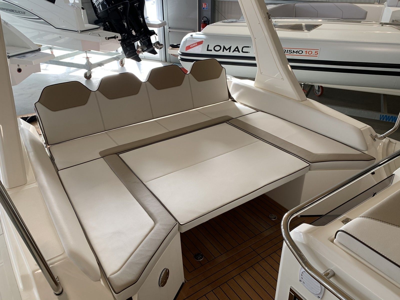 Picture 10 of announcement 8242