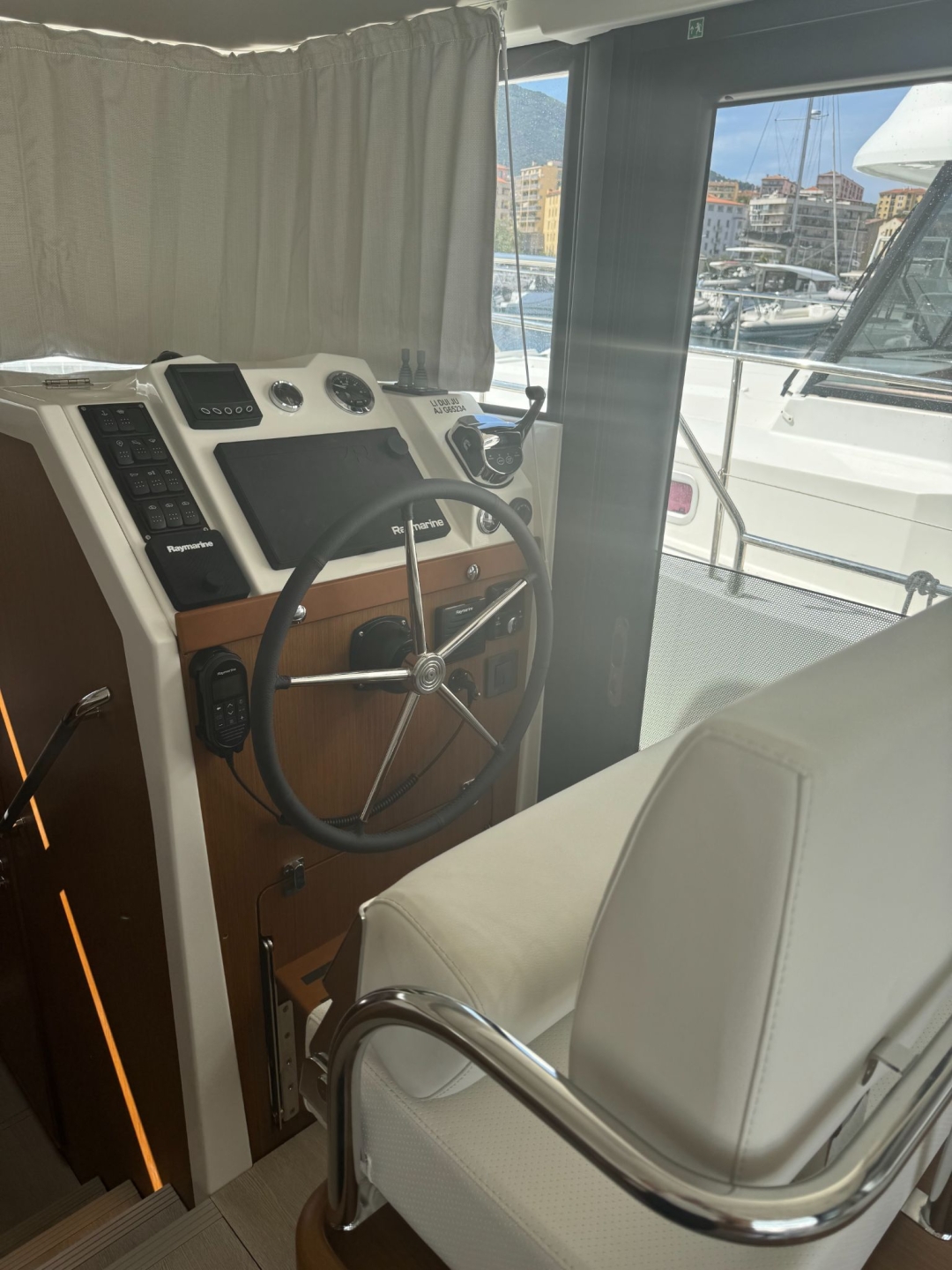 Picture 8 of announcement 8287