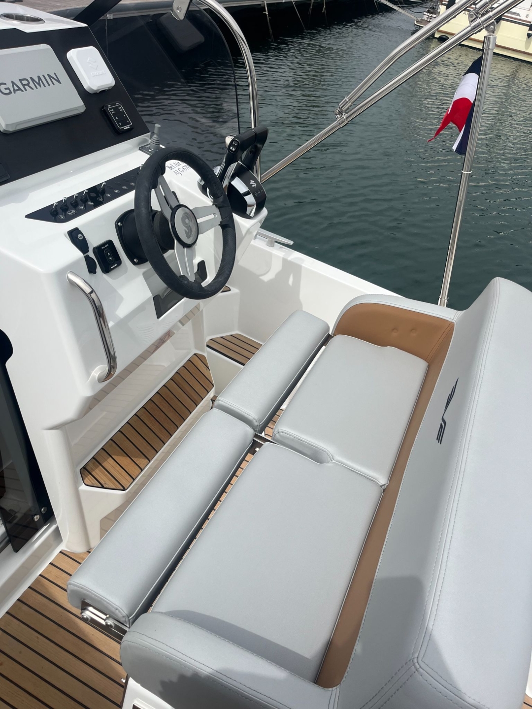 Picture 7 of announcement 8397