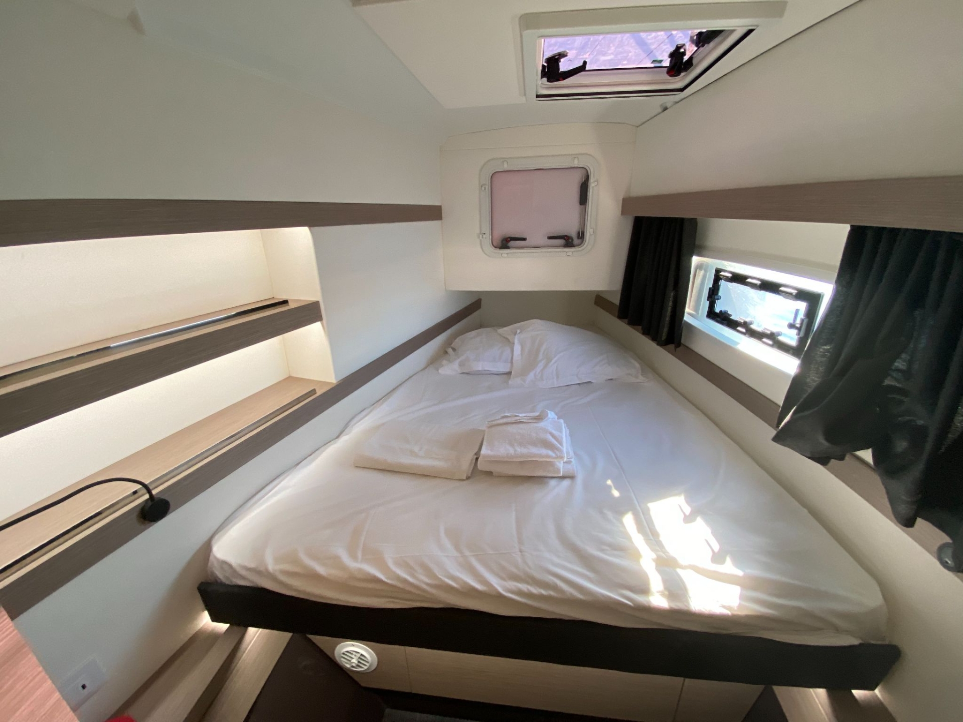 Picture 10 of announcement 8424