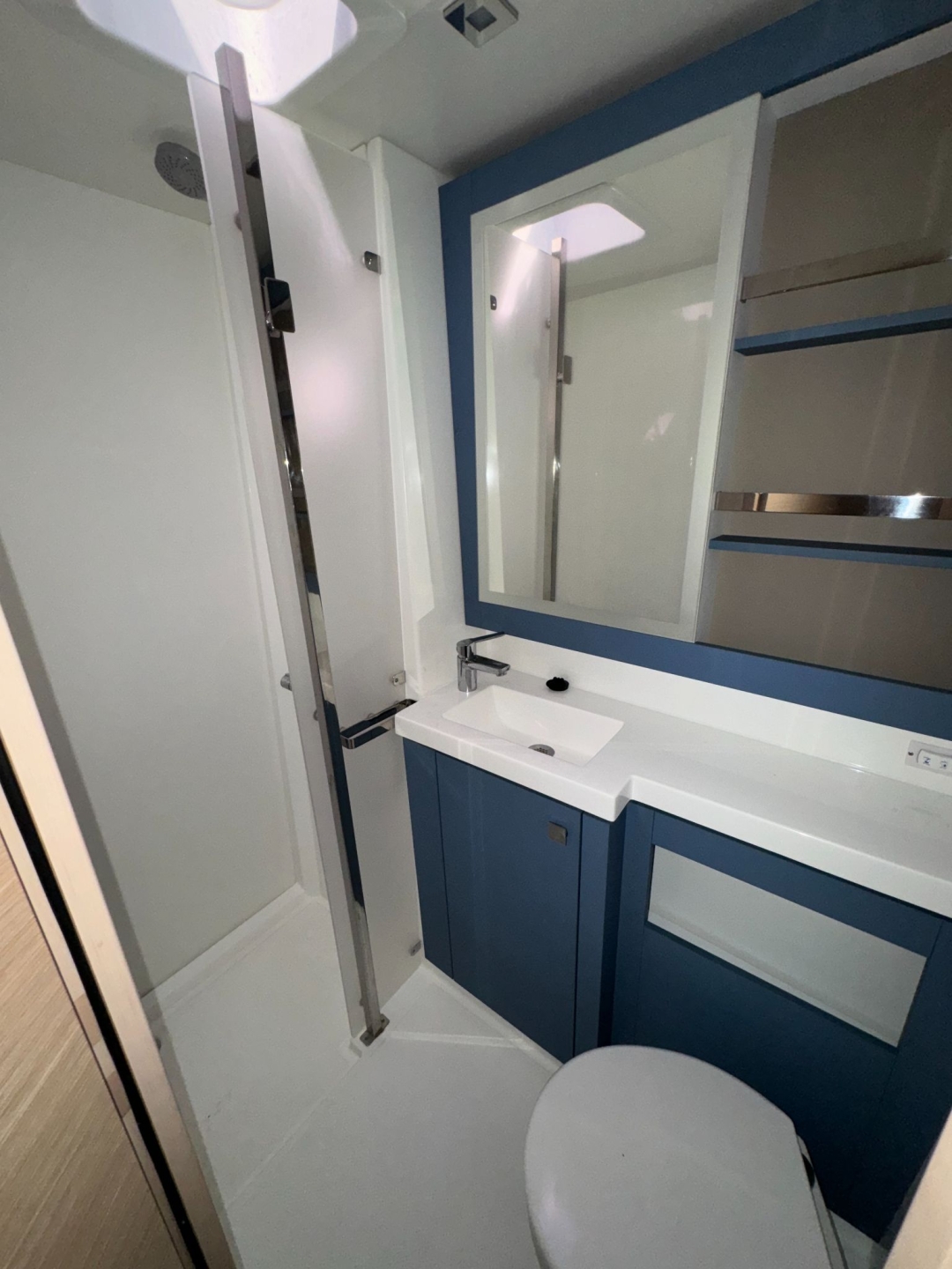 Picture 8 of announcement 8442