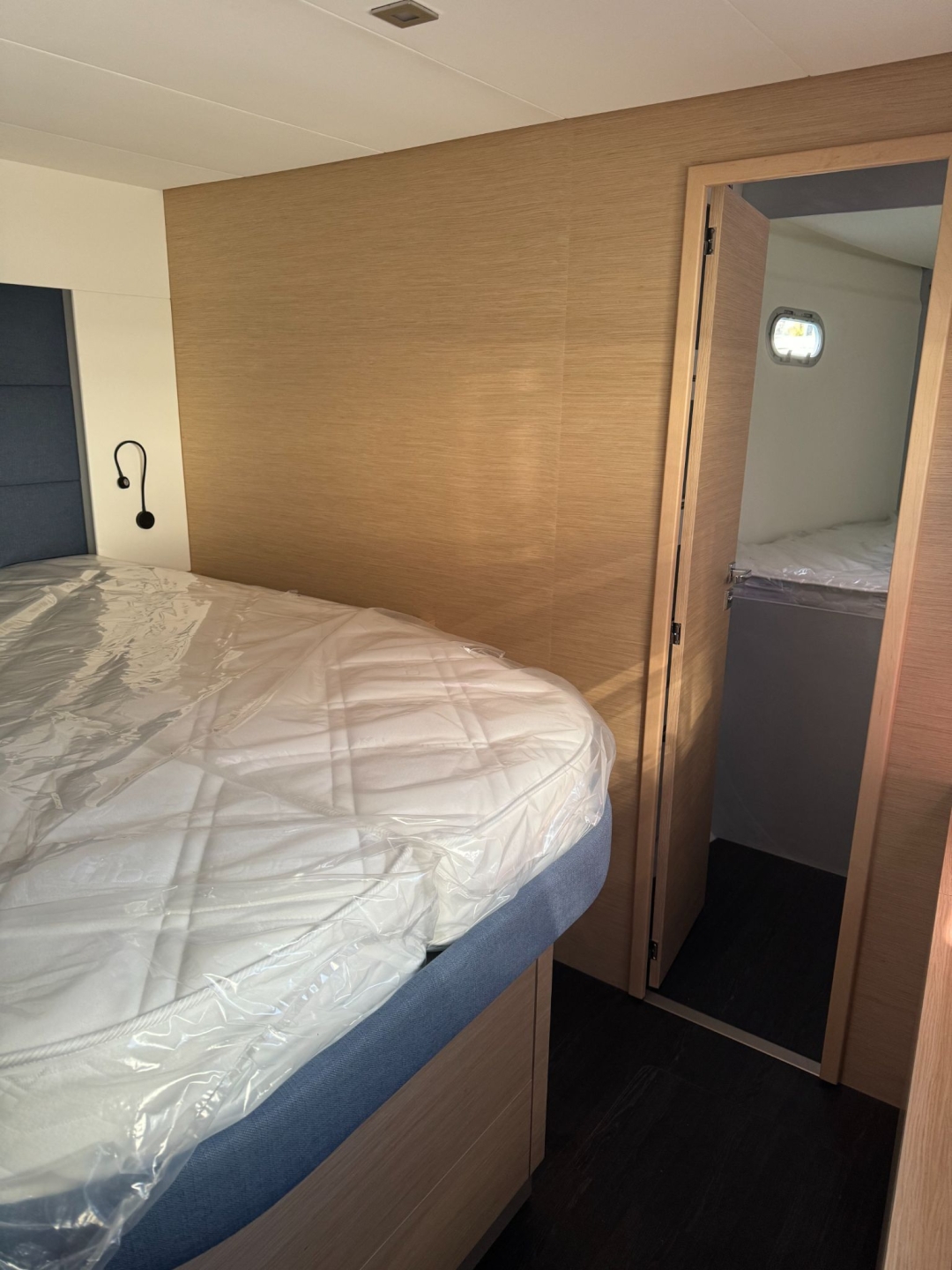 Picture 13 of announcement 8447