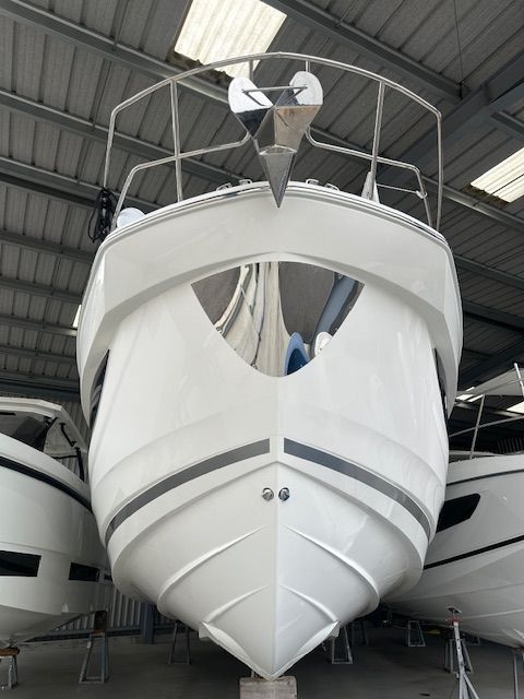 Picture 4 of announcement 8498