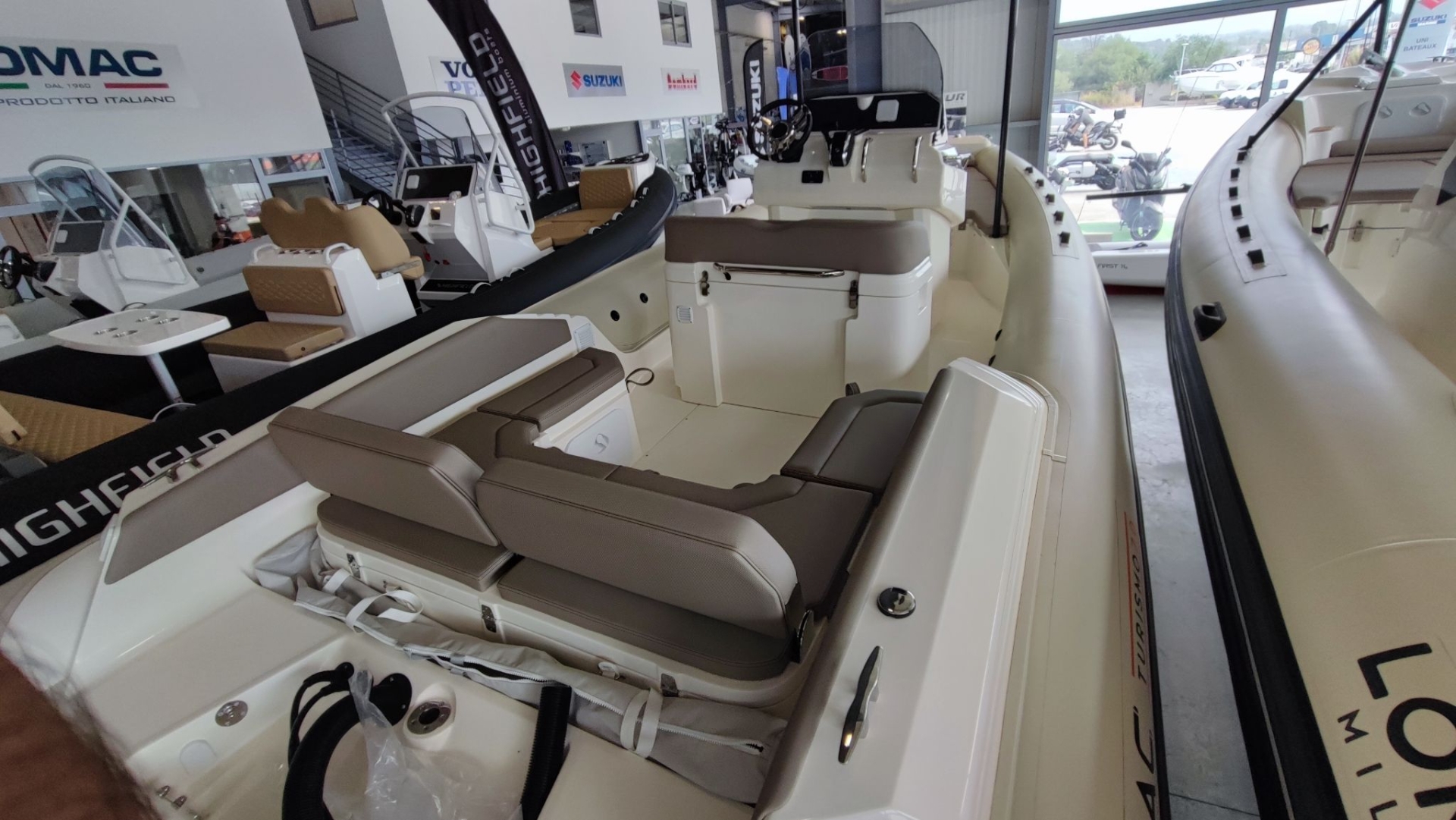 Picture 5 of announcement 8563