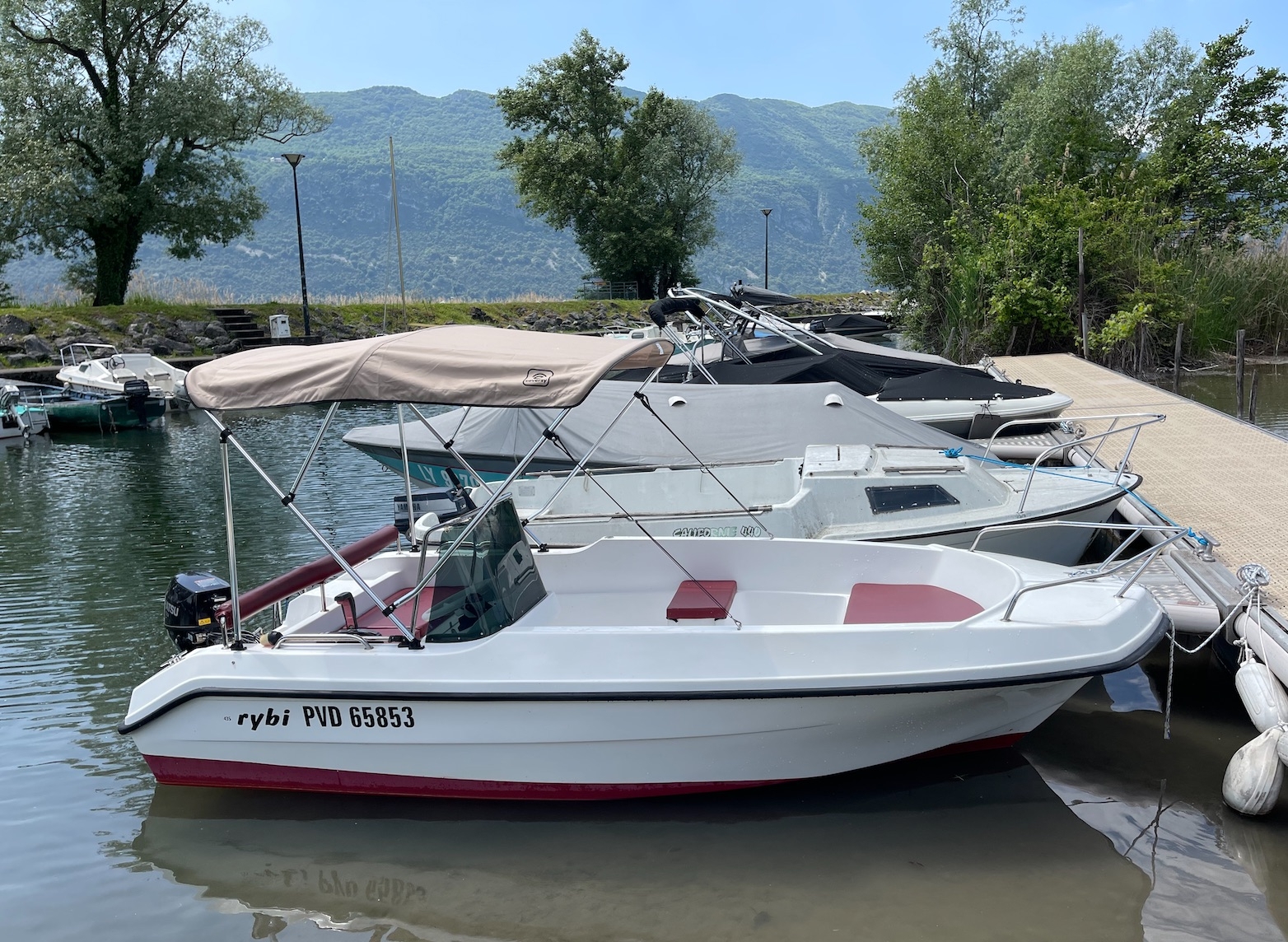 Picture 4 of announcement 8916