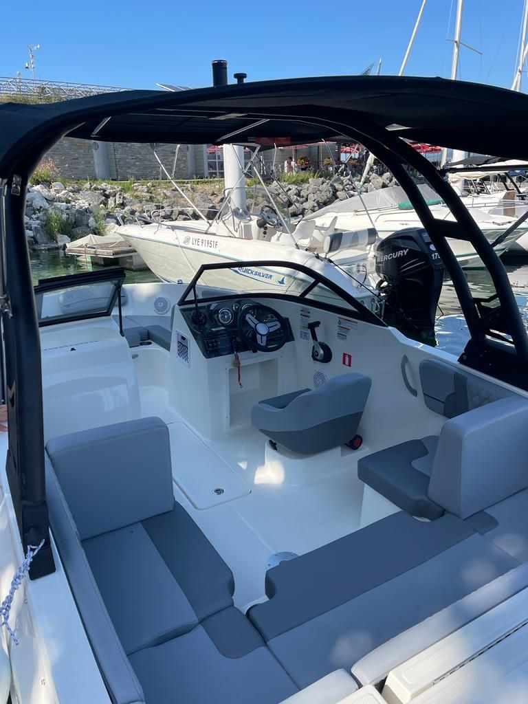 Picture 2 of announcement 8936