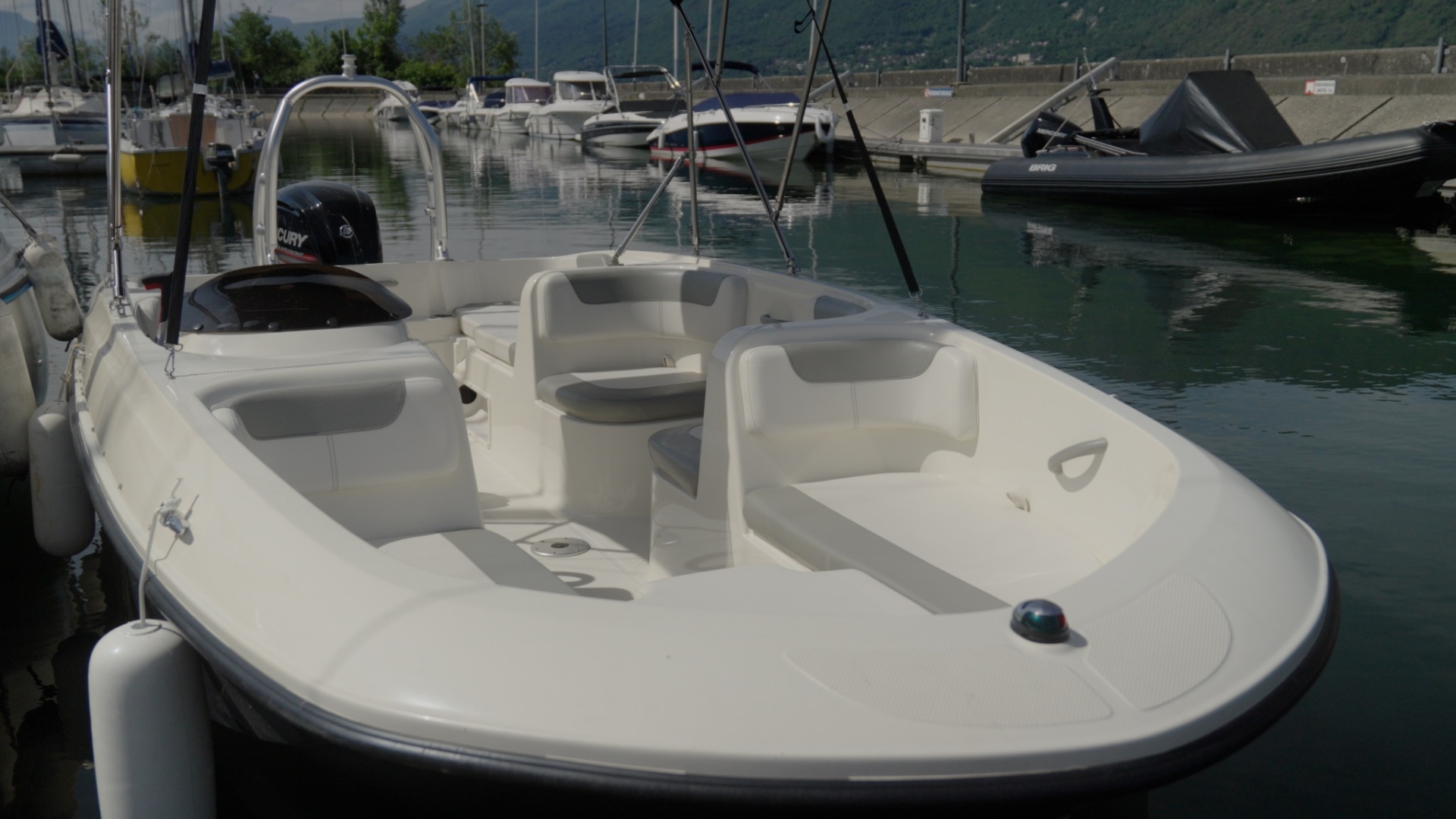 Picture 2 of announcement 8985