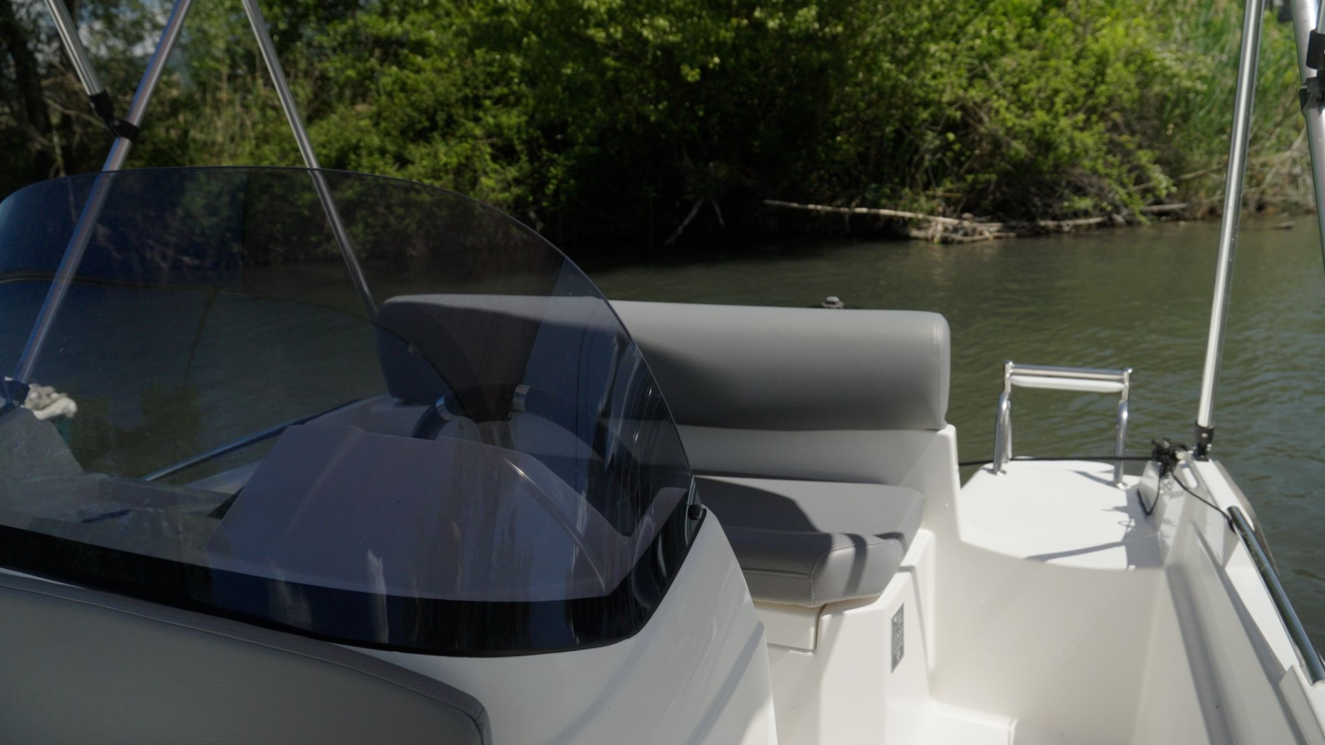 Picture 3 of announcement 8990