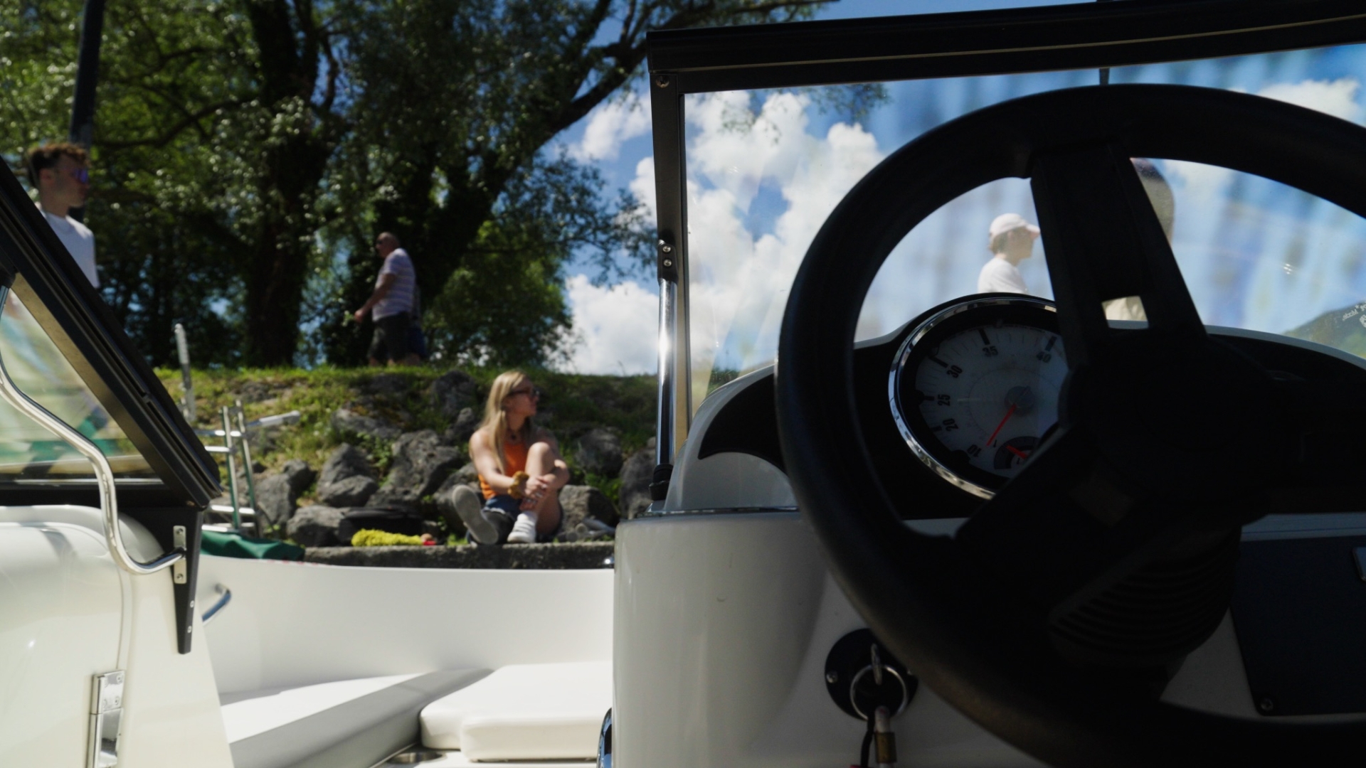 Picture 5 of announcement 8996