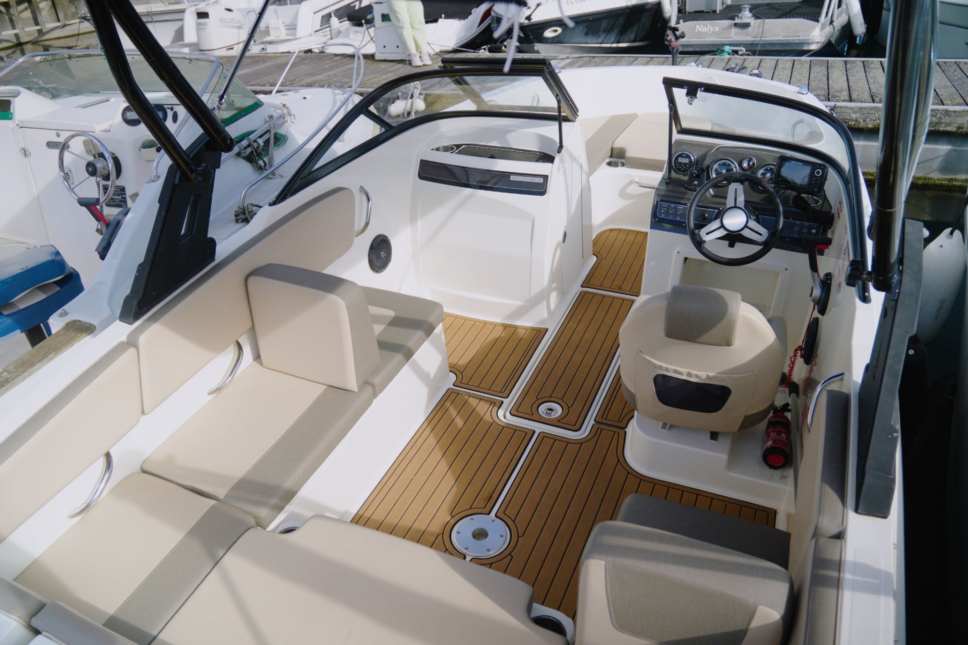 Picture 4 of announcement 9021