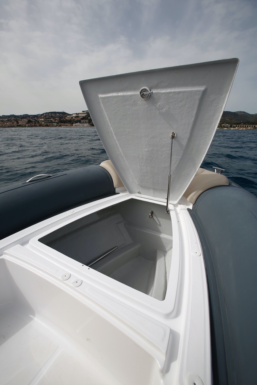 Picture 8 of announcement 9106