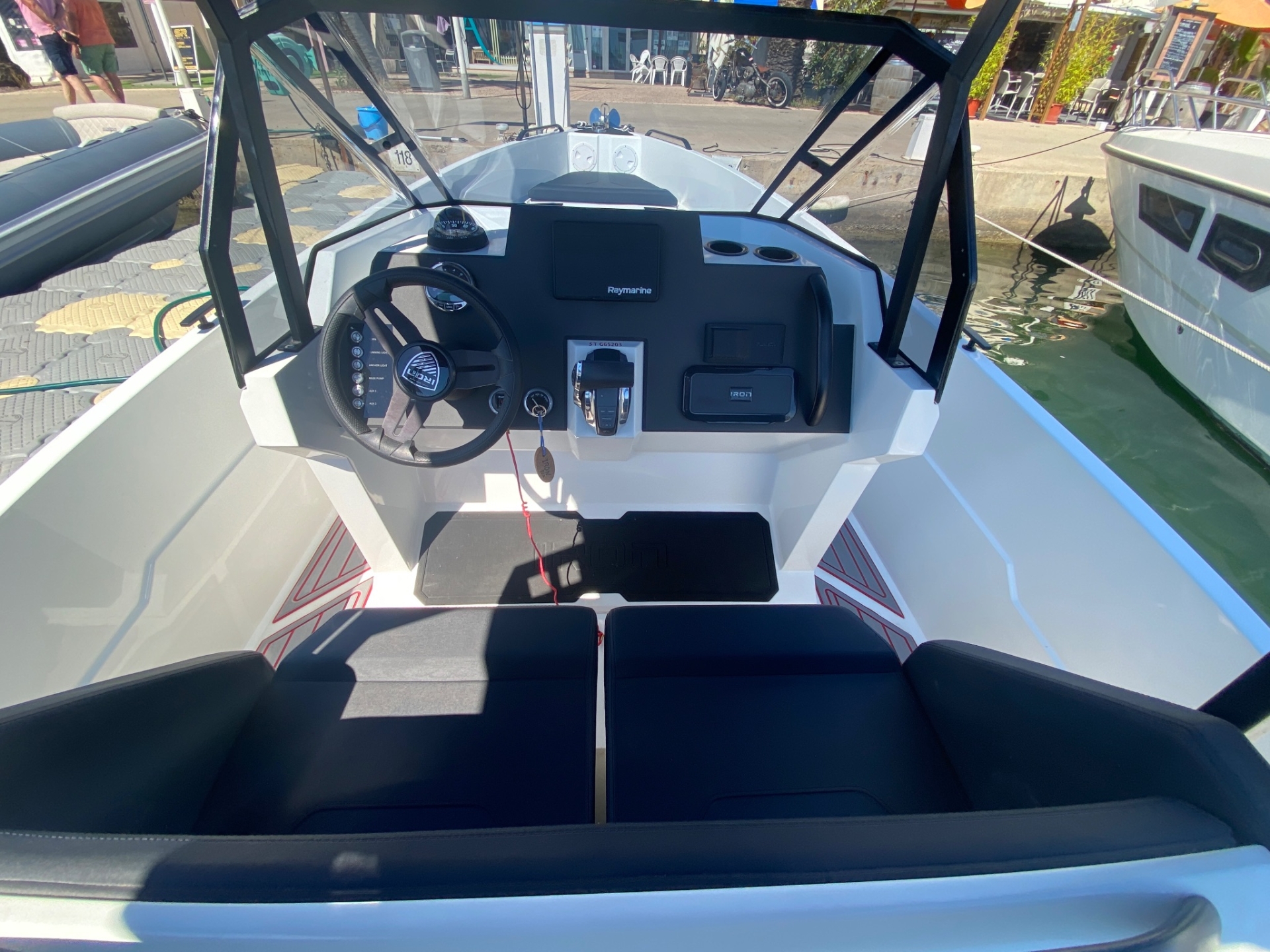 Picture 9 of announcement 9125