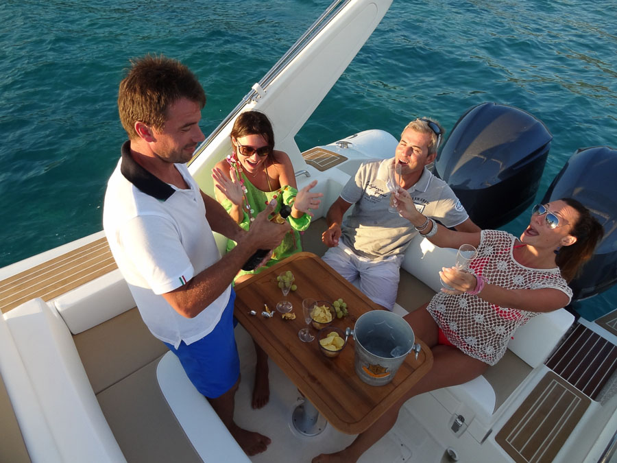 Picture 6 of announcement 9418