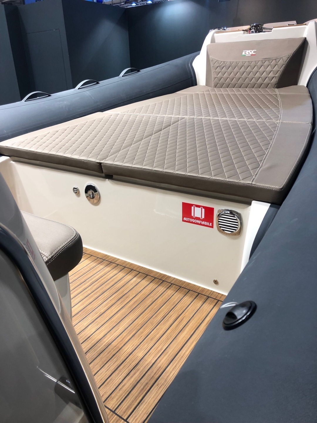 Picture 2 of announcement 9443