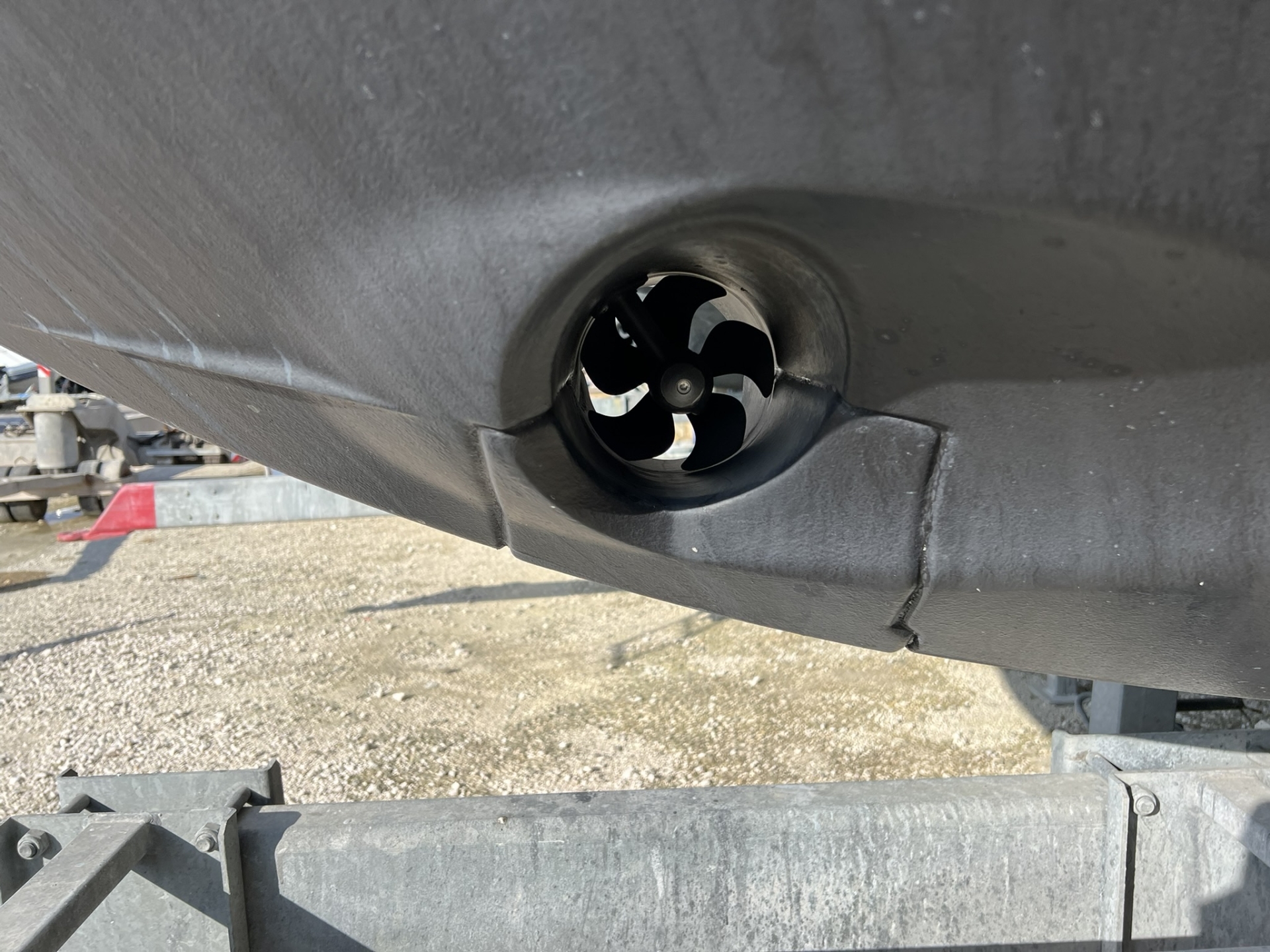 Picture 14 of announcement 9551