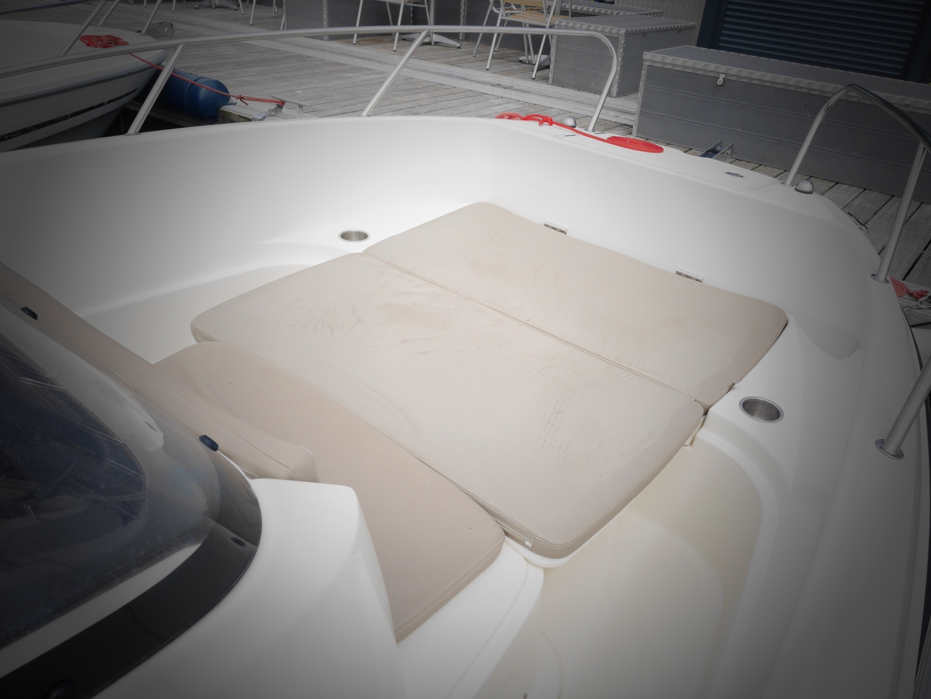 Picture 8 of announcement 9950