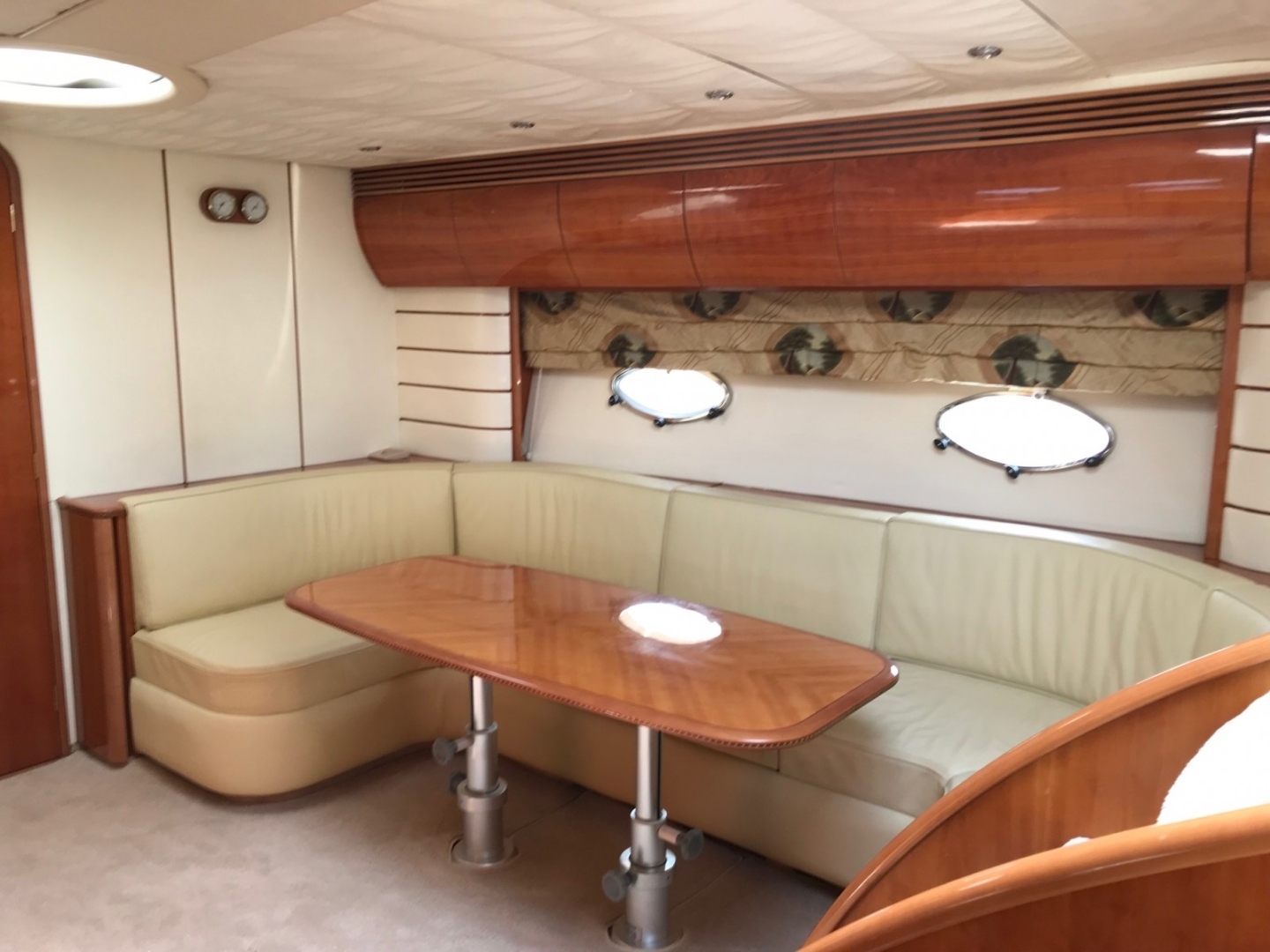 Picture 6 of announcement 10100