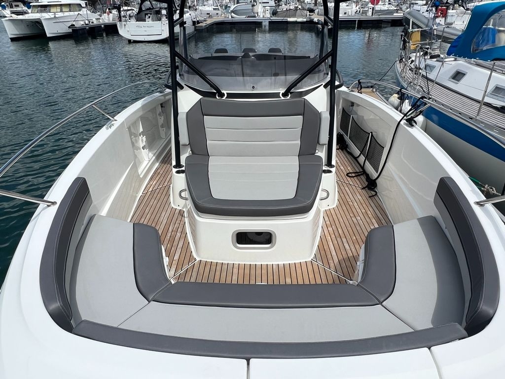 Picture 7 of announcement 10402