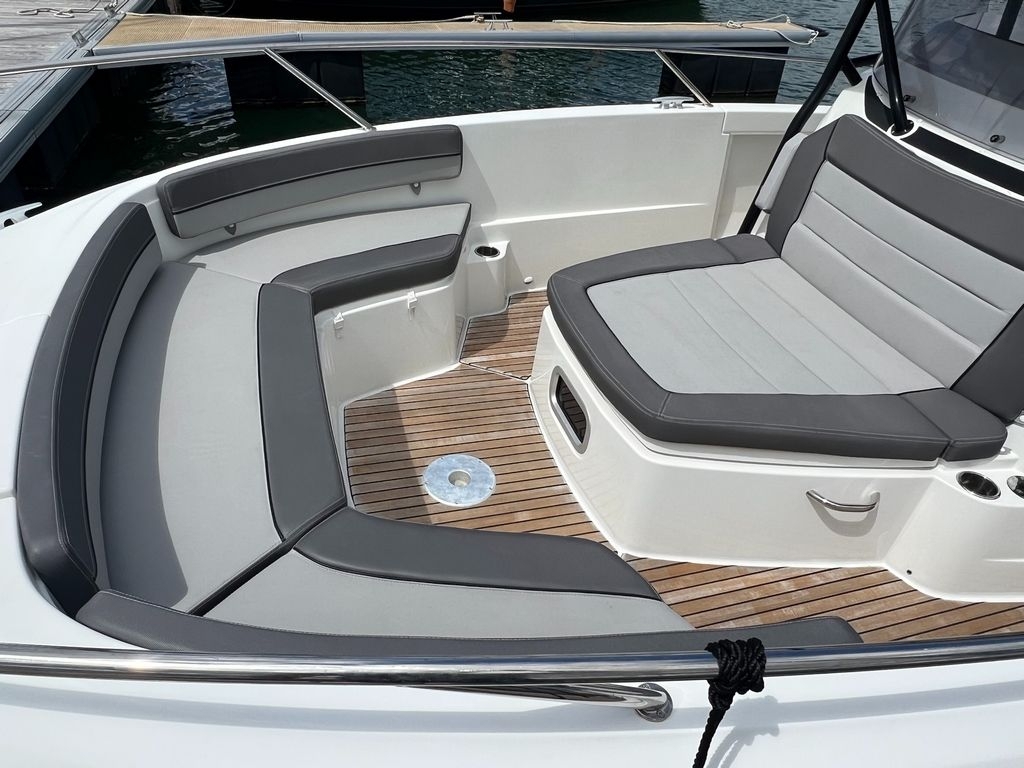 Picture 8 of announcement 10403