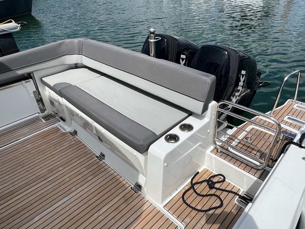 Picture 11 of announcement 10406