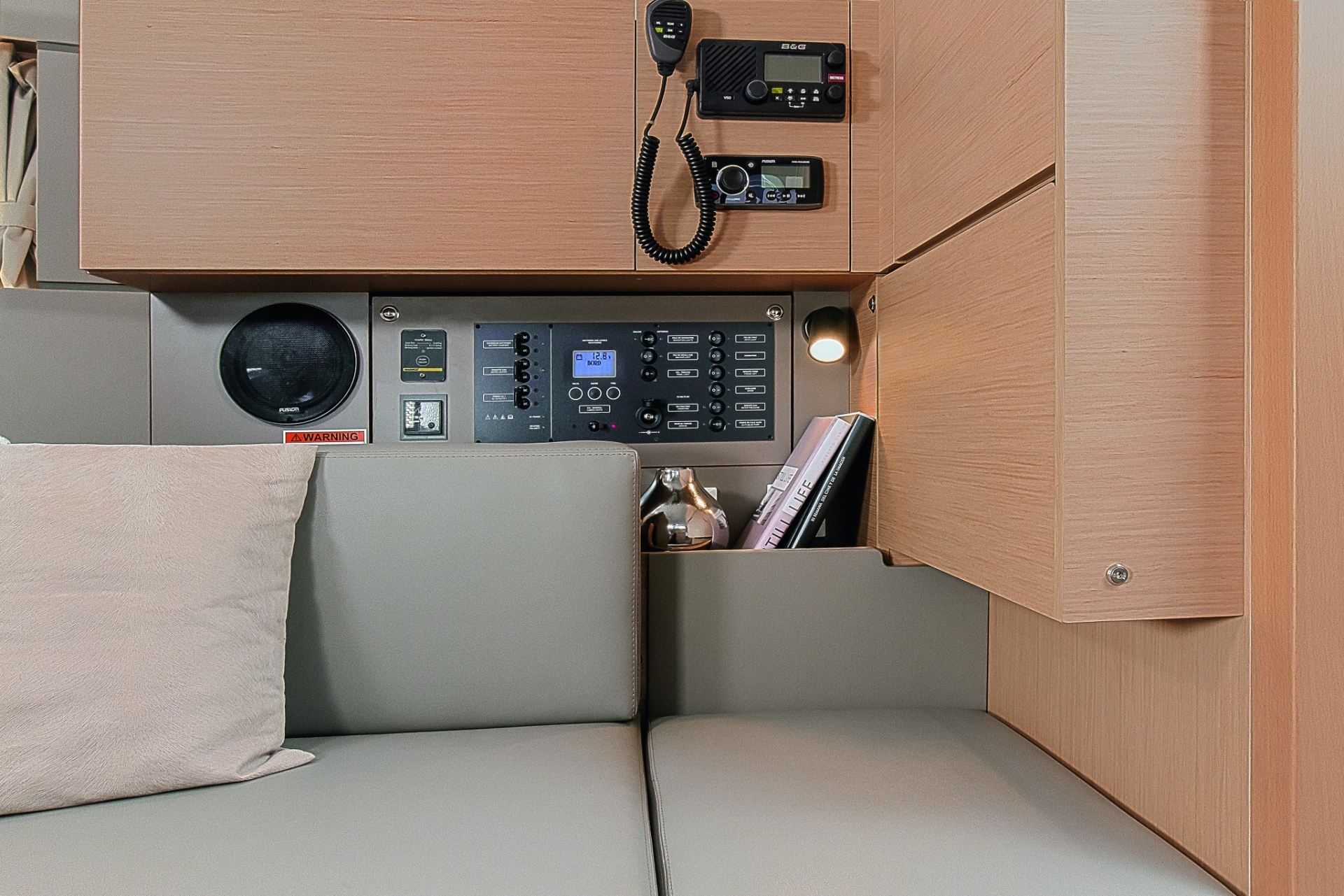 Picture 9 of announcement 10746