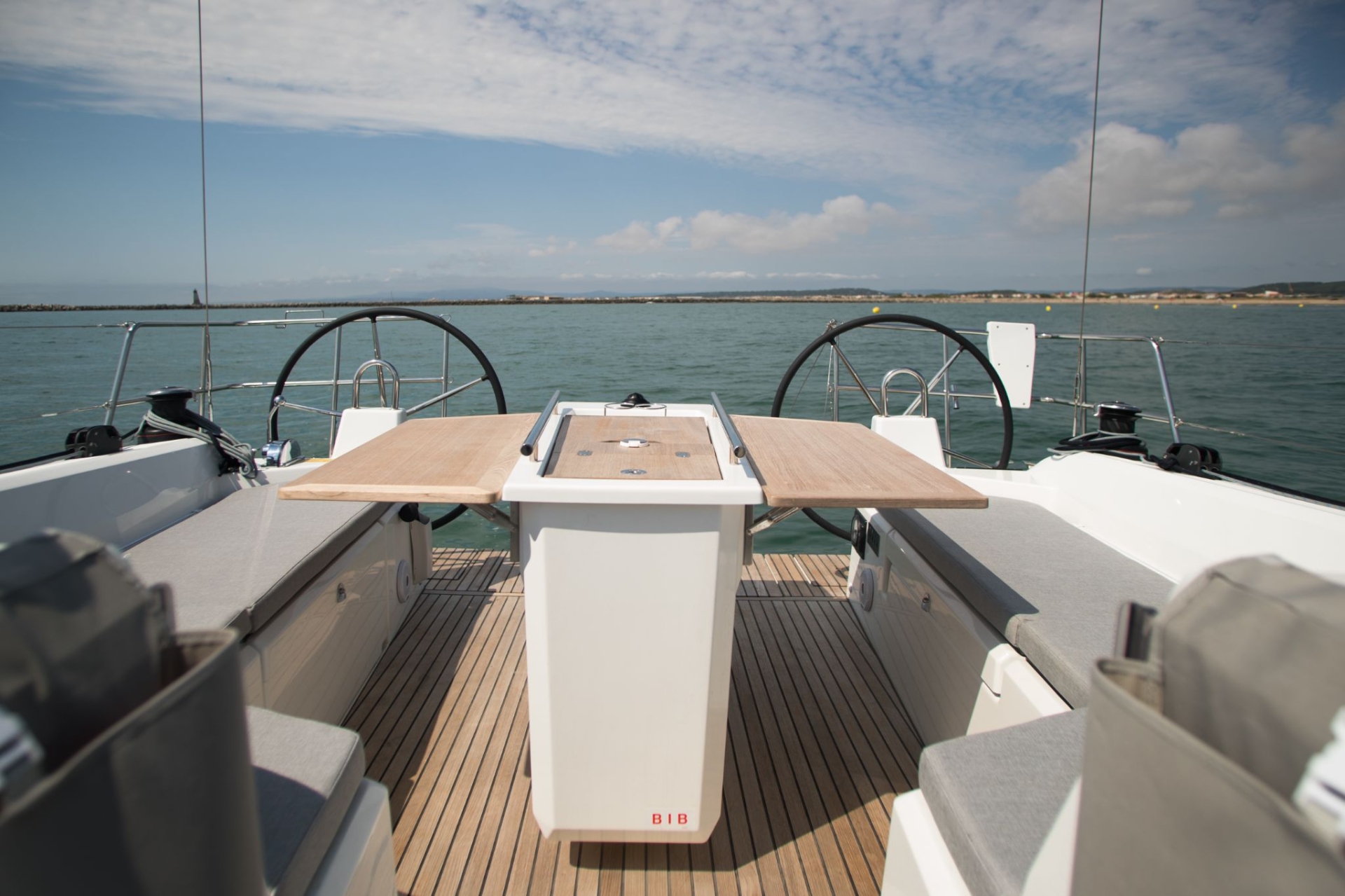 Picture 9 of announcement 10975