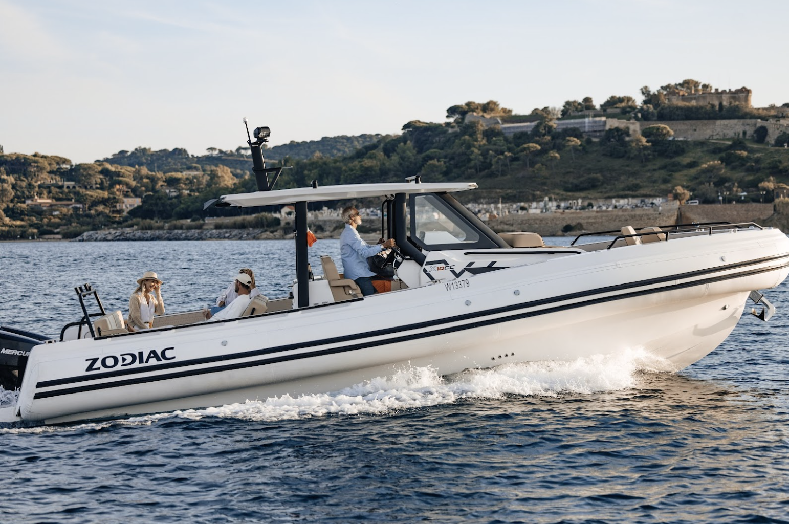 main picture announcement