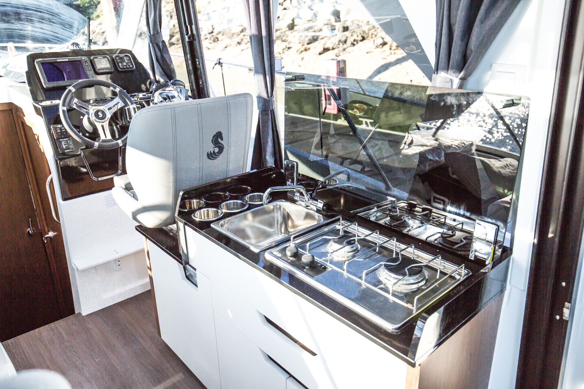 Picture 9 of announcement 11731