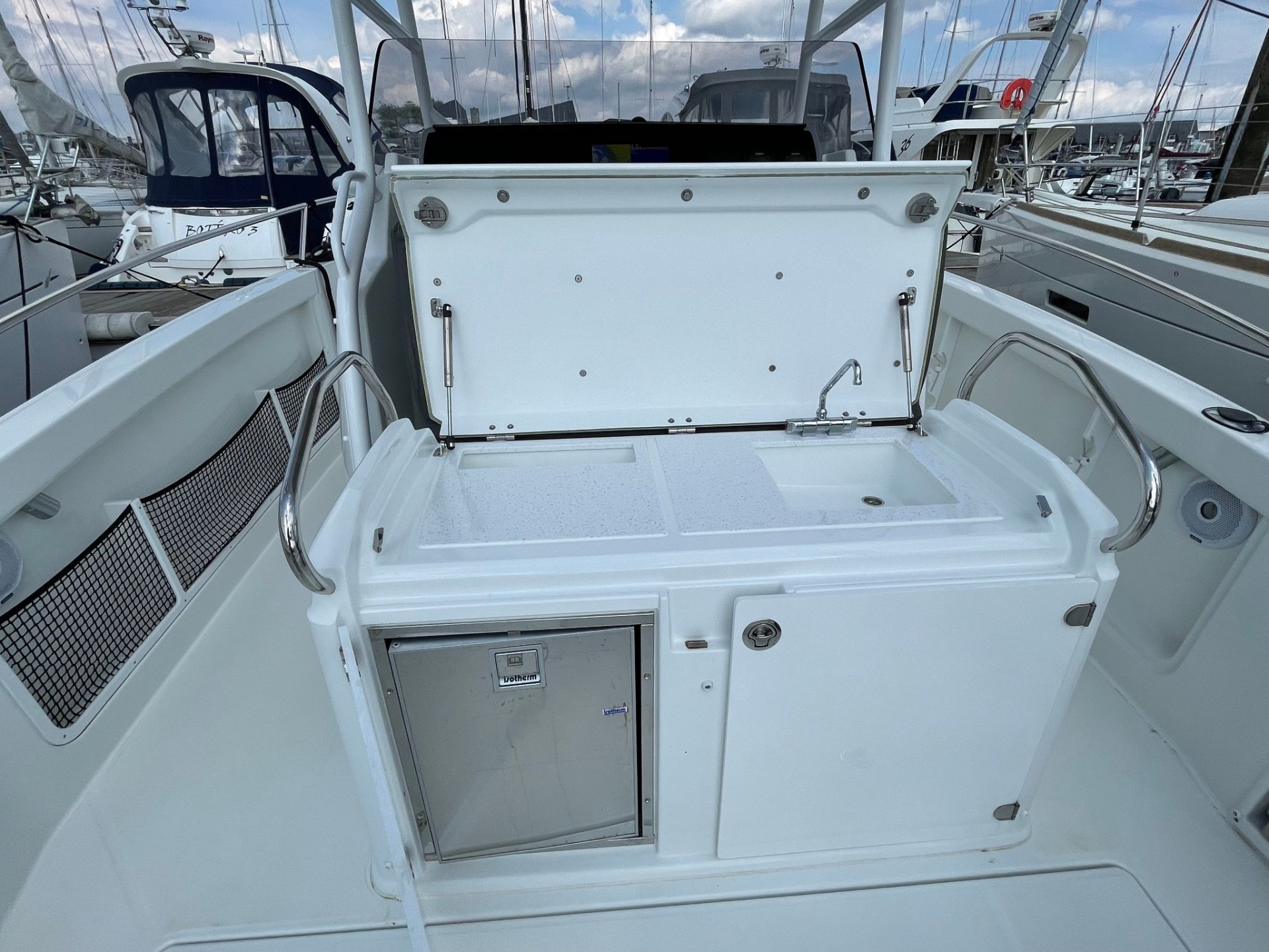 Picture 2 of announcement 11741