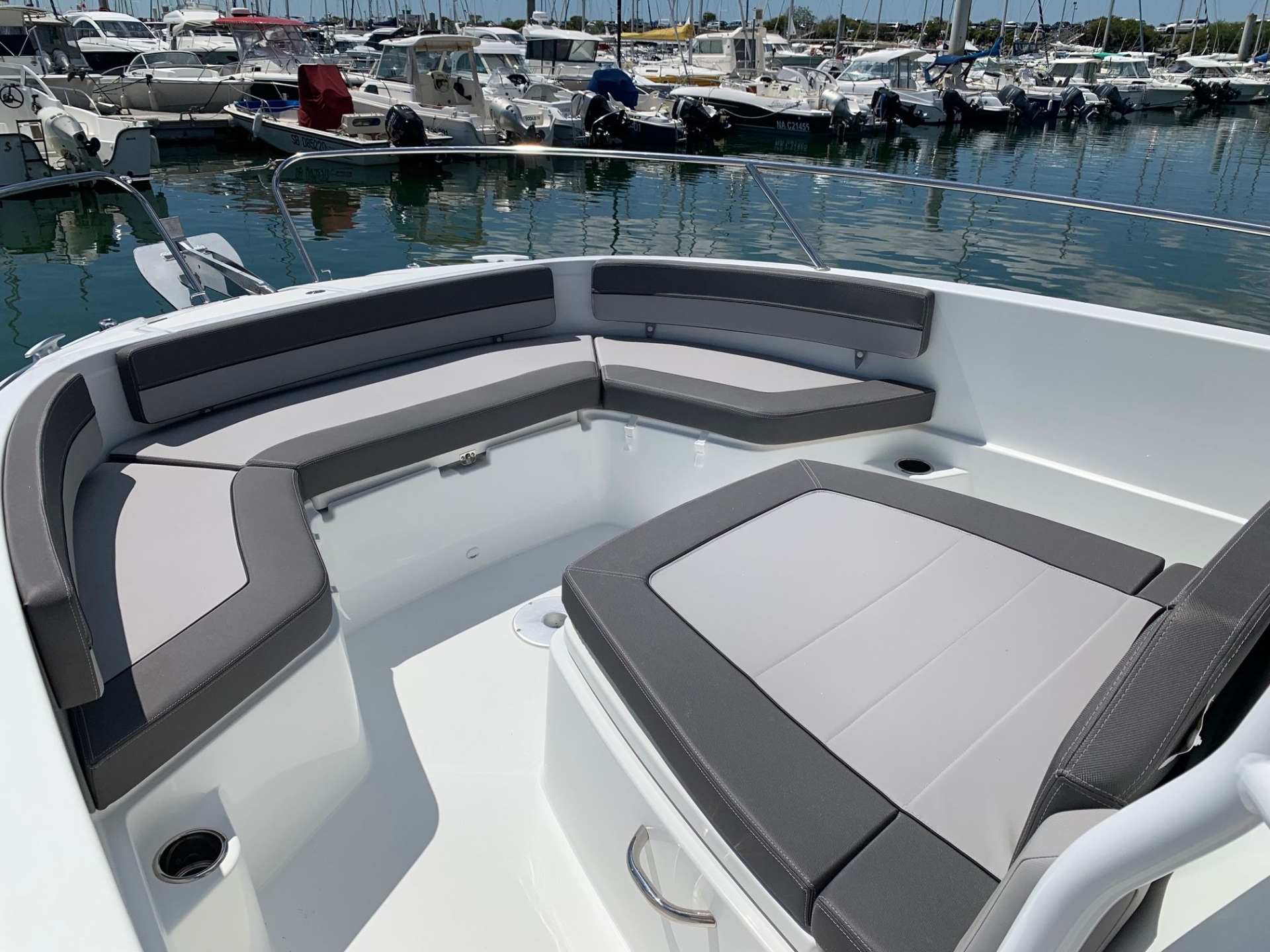 Picture 10 of announcement 11749