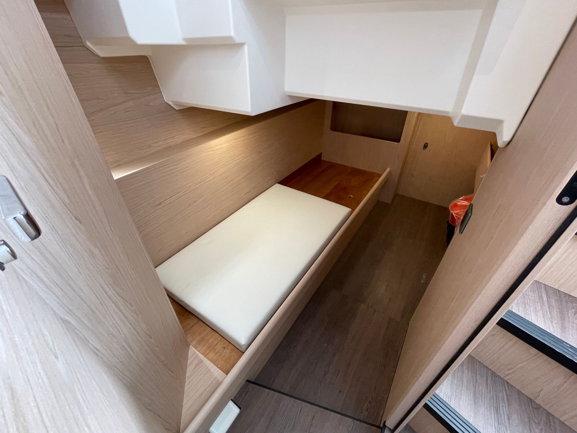 Picture 16 of announcement 11766