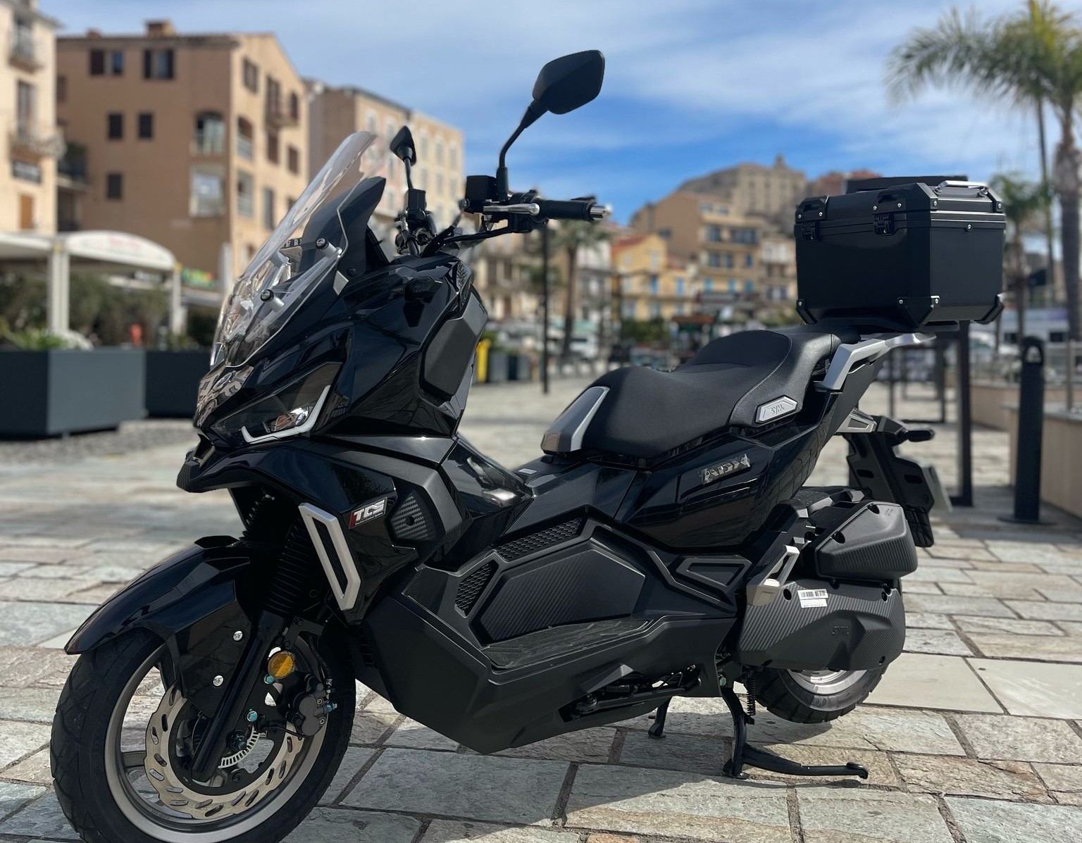 main picture announcement