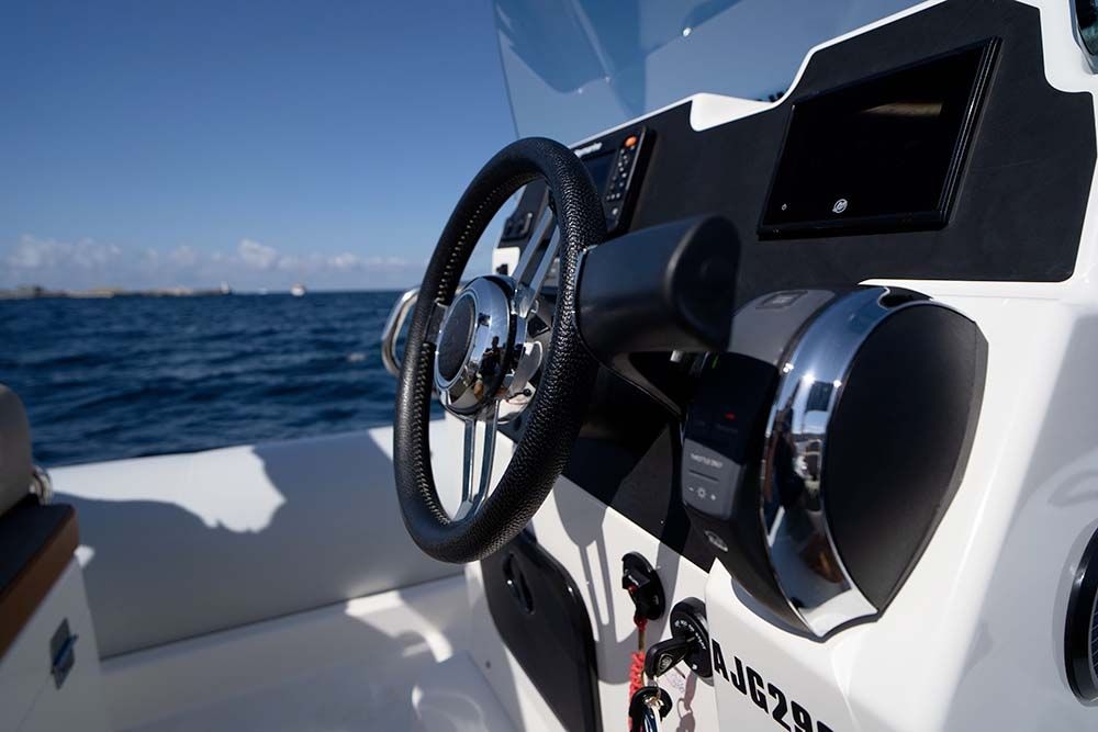 Picture 12 of announcement 12070