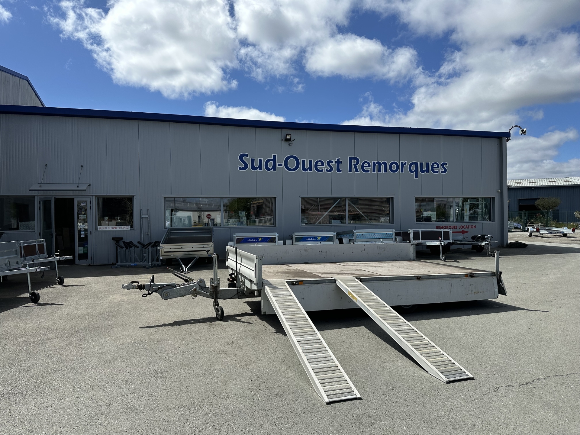 Picture 2 of announcement 12347