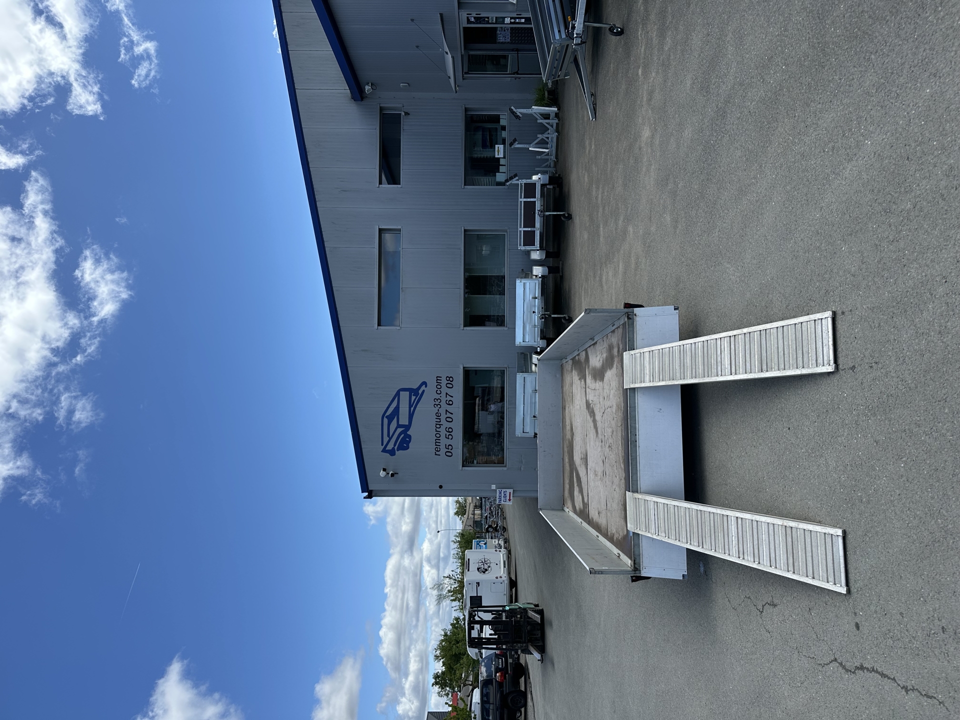 Picture 3 of announcement 12348