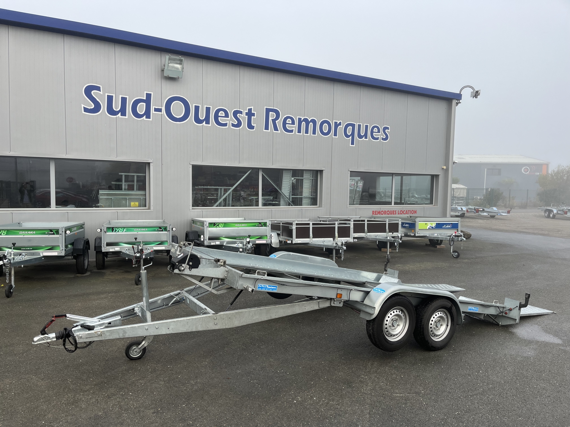 main picture announcement