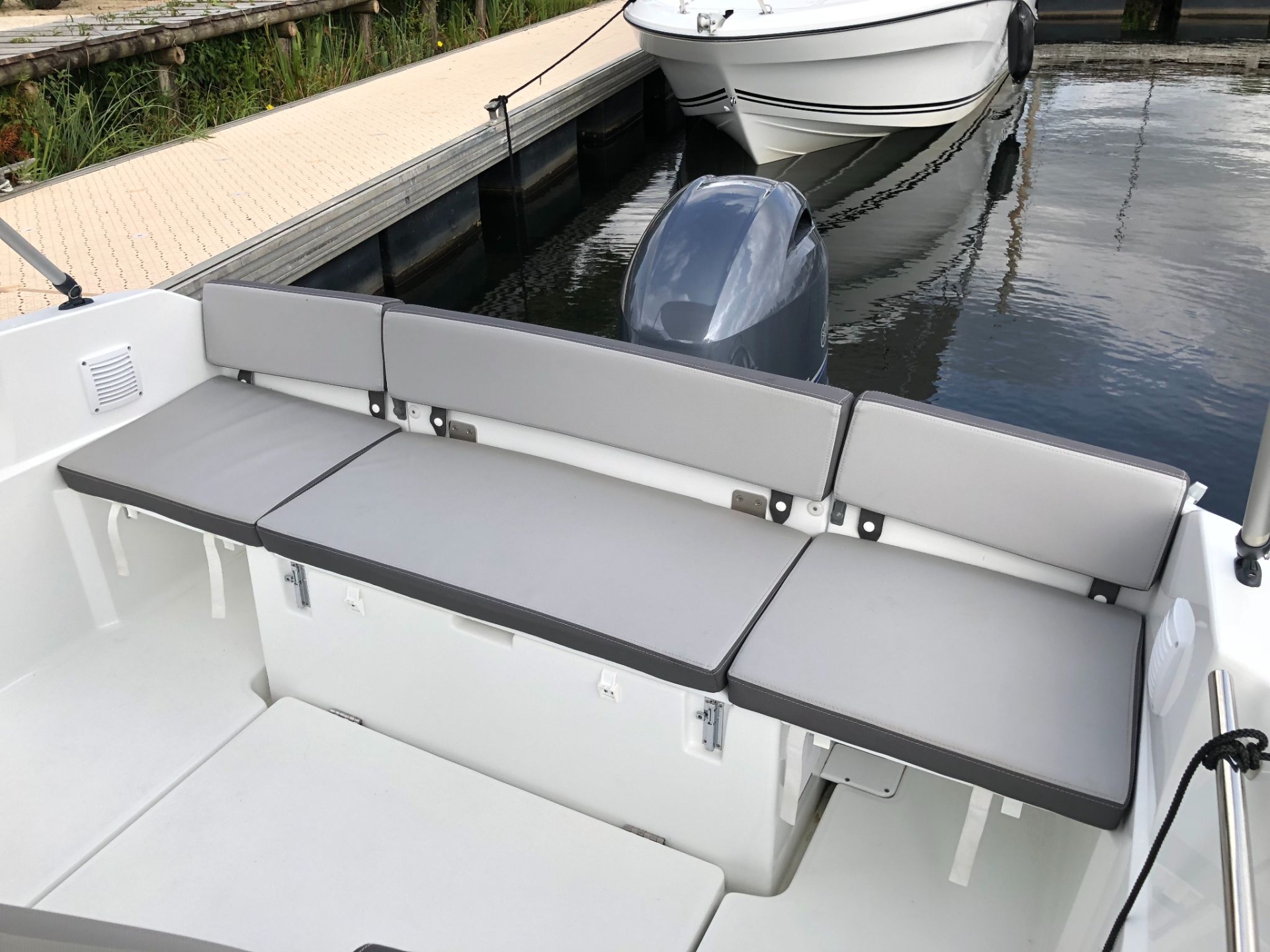 Picture 4 of announcement 12676