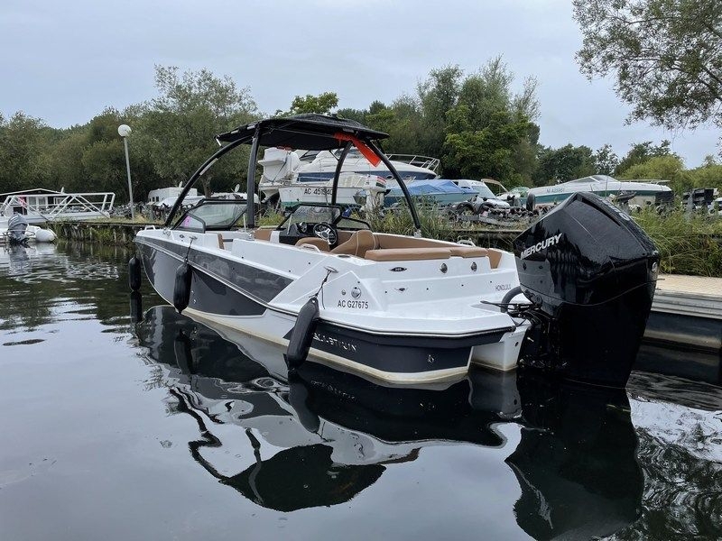 main picture announcement