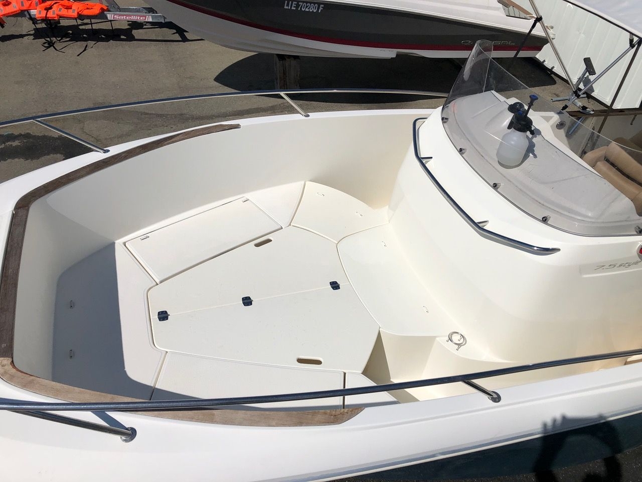 Picture 8 of announcement 12817