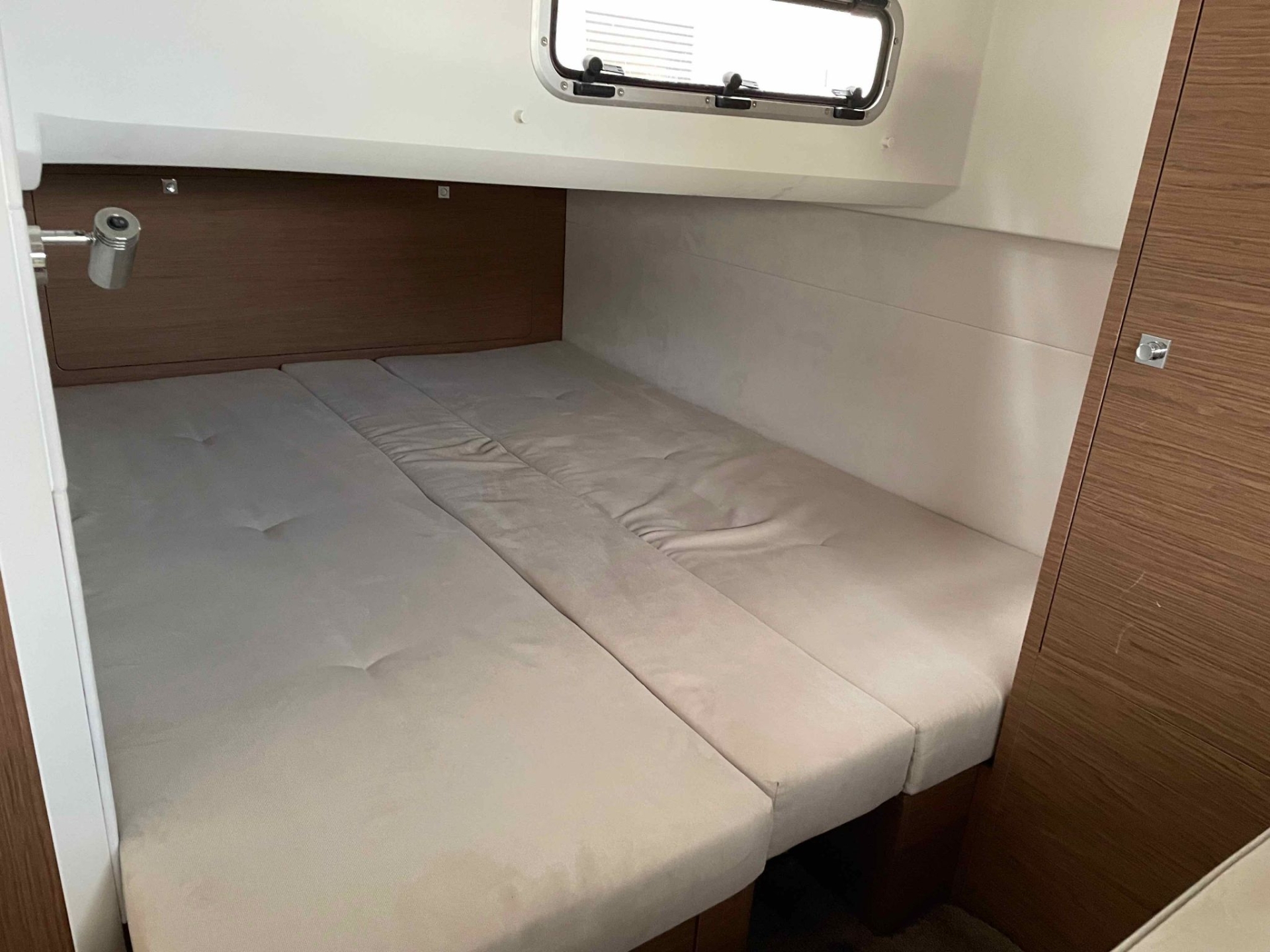 Picture 9 of announcement 12852