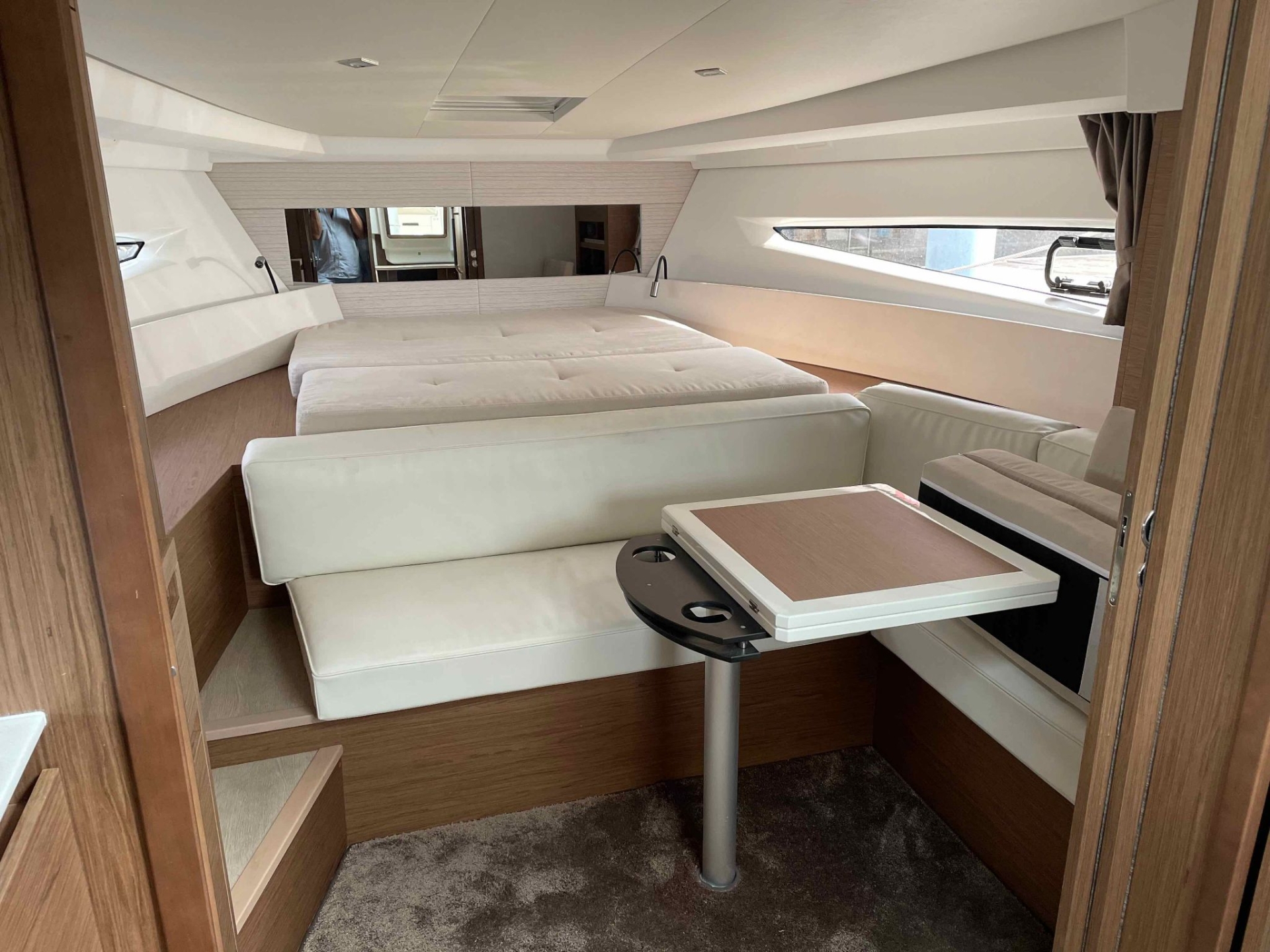 Picture 10 of announcement 12853